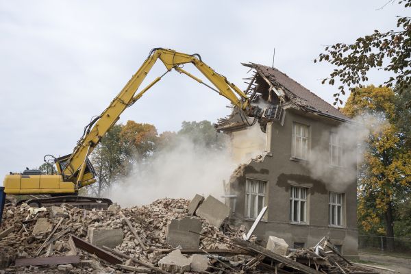 House Wrecking in Fresno